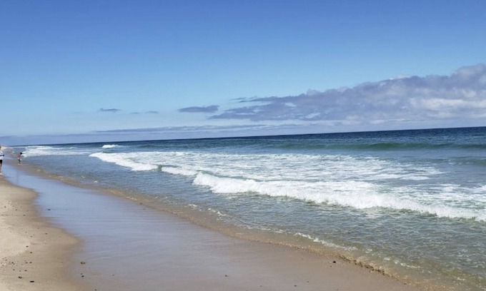 East Orleans House | A Wave From It All: 227-O Overlooks Nauset Beach/Atlantic, Heated Pool, Hot Tub & Fire-pit