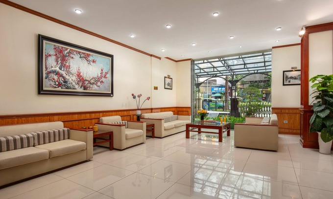 Nhat Tan Hotel | A25 Hotel - 705 Lac Long Quan