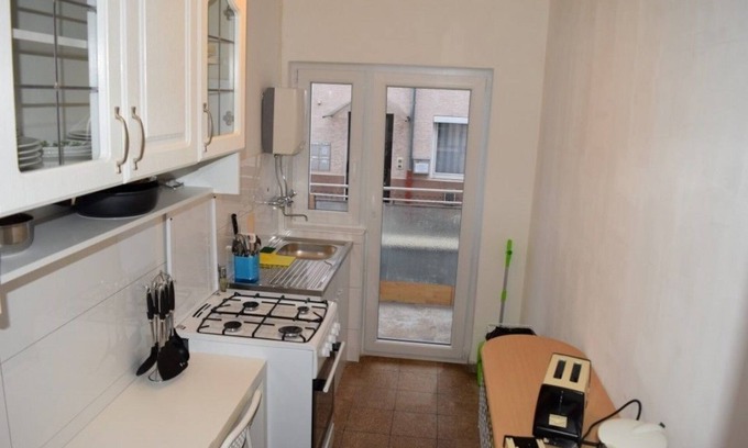 Seelberg Apartment | AB Apartment 42 near Cannstatter Wasen