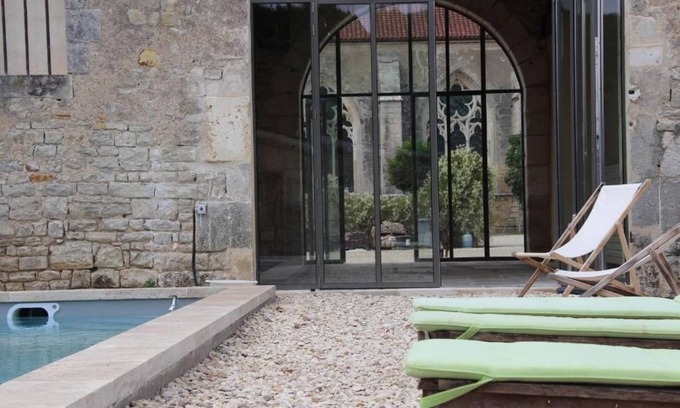 Accolay House | Abbaye de Reigny - Esprit de France