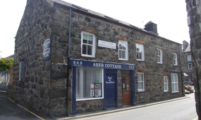 Dolgellau House | Aber Cottage B&B