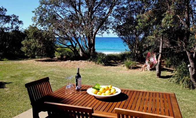 Mollymook Beach House | Absolute Beachfront Mollymook