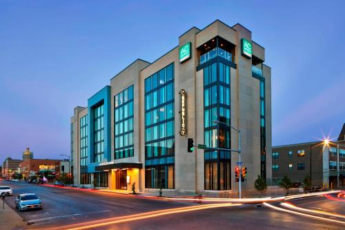 Historic East Village Hotel | AC Hotel by Marriott Des Moines East Village