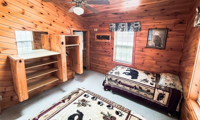 Chief Lake Resort | Acorn Cabin- Cabin on the Chippewa Flowage within a Resort