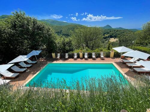 Spoleto House | Activities for the sporty Or be a lounge lizard Everything here Sleeps 10
