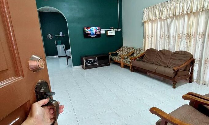 Tersusun Tasek House | Adam Homestay