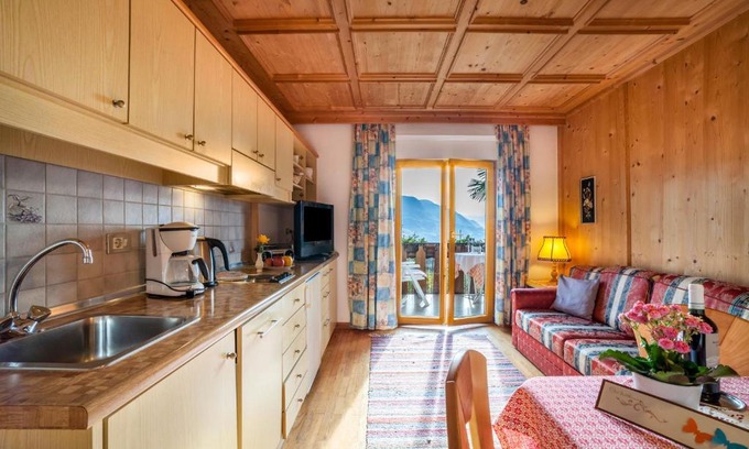 Tirolo Apartment | Adang Ferienwohnung Etschtal