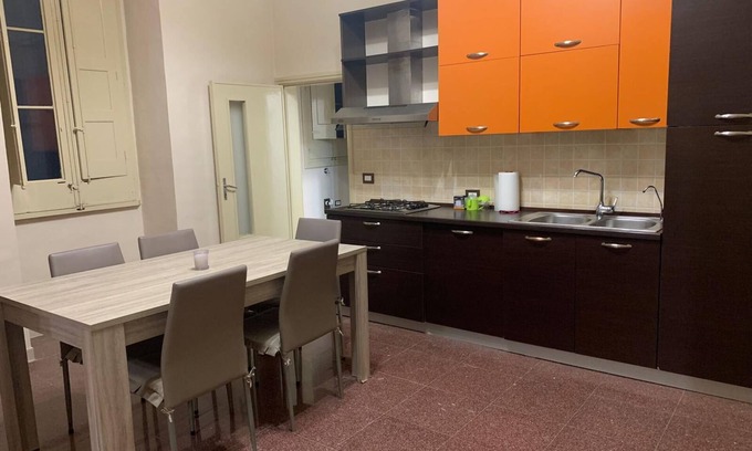 Matino Apartment | ADATTO PER FAMIGLIE,COPPIE E GRUPPI. ANIMALI AMMESSI
