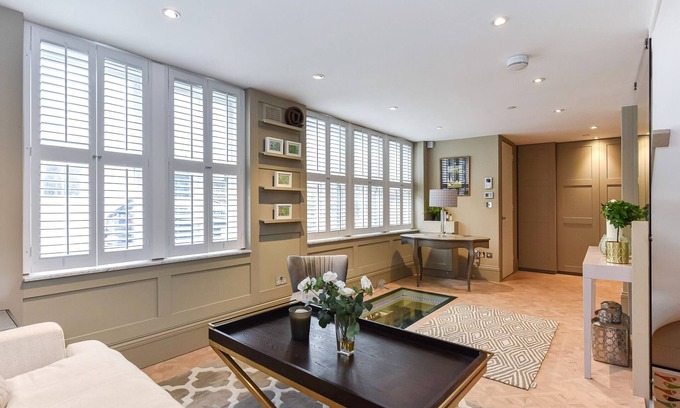 Norland House | Addison Place | Pro-Managed