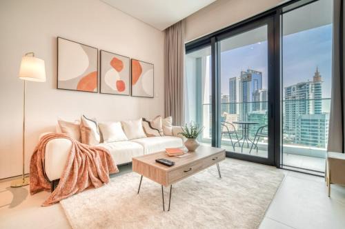 Dubai Marina Apartment | Address JBR Marina Views, Address Beach Resort Residence, Dubai Marina - Mint Stay