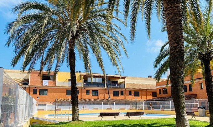Benicassim House | Adosado Luminoso con Piscinabenicassim