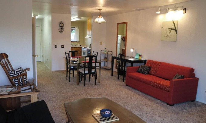 Big Water Apartment | Adventure Haven Near Lake Powell - Liberty Vacation Rental #3