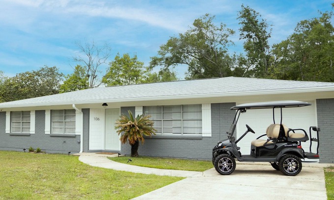 Ocean Springs House | Adventure on Arbor - close to the beach & downtown - includes a golf cart!