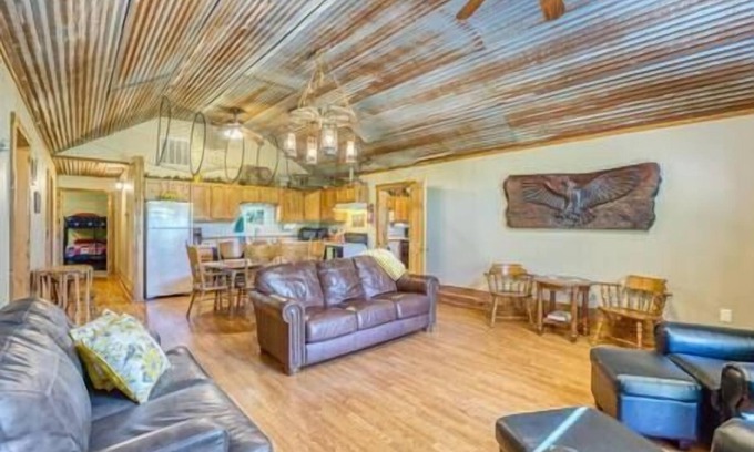 Norfork House | Adventure Suite, Gatherings, River view, Wade-in Access