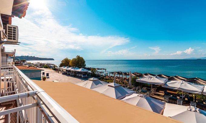 Agia Triada Apartment | Aegean Blue Seaview Studios