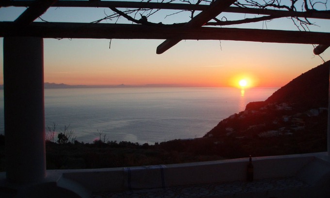 Filicudi Porto House | AEOLIAN DETACHED HOUSE