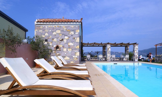 Apidias Lakkos House | Aeolis Apartments & Studios