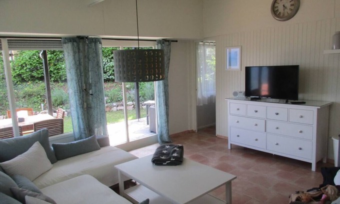 Aer House | Aer - House - Stay5 - HeatedPool - Parking - Yard