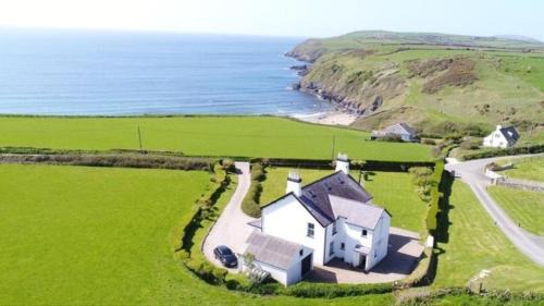 Aberdaron House | Afallon