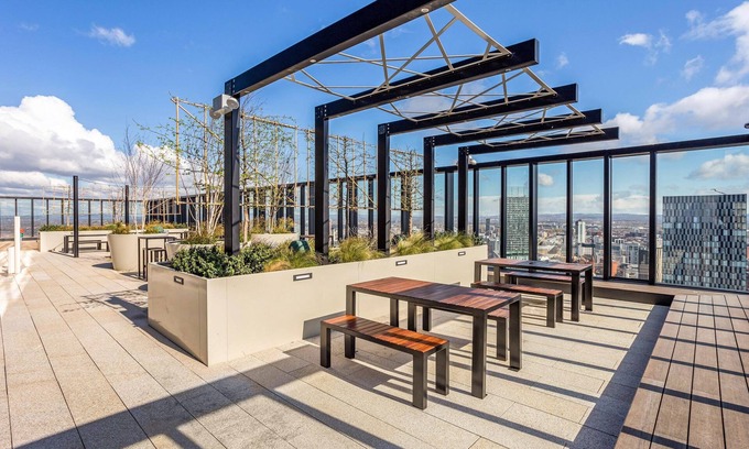 Manchester Apartment | Affordable and luxurious night stay in a luxurious two bed apartment