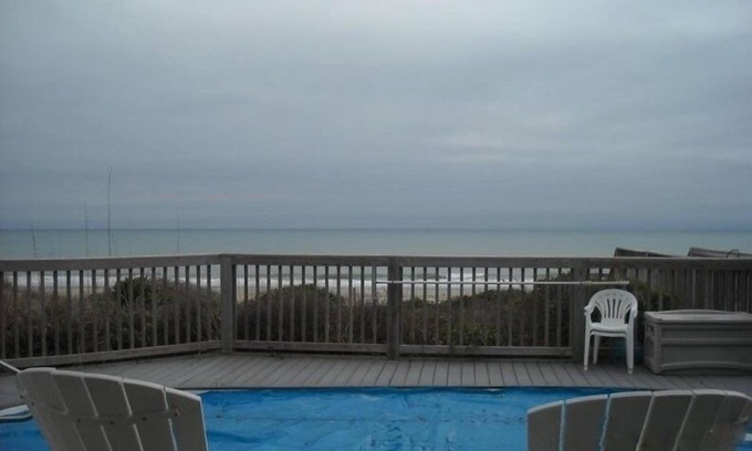 Emerald Isle House | Affordable Oceanfront w/Private Pool!