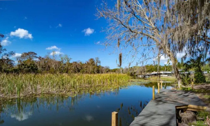 Leesburg House | Affordable Tiny Home with Tranquil View - Palmetto
