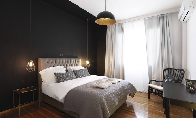 Omonia Apartment | Ag.Konstantinou 7os · Centrally Athenian Apartment