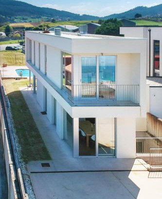 Razo da Costa Ski Chalet | AG Villa Razo Deluxe, con piscina y playa a 400m