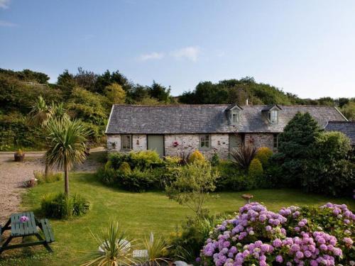 Hele House | Aggie's Cottage at Higher Mullacott
