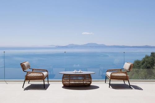 Kentroma Villa | AGNI DREAM Villa luxe face à la mer à Corfou