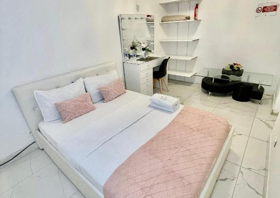 Menucourt House | Agréable chambre