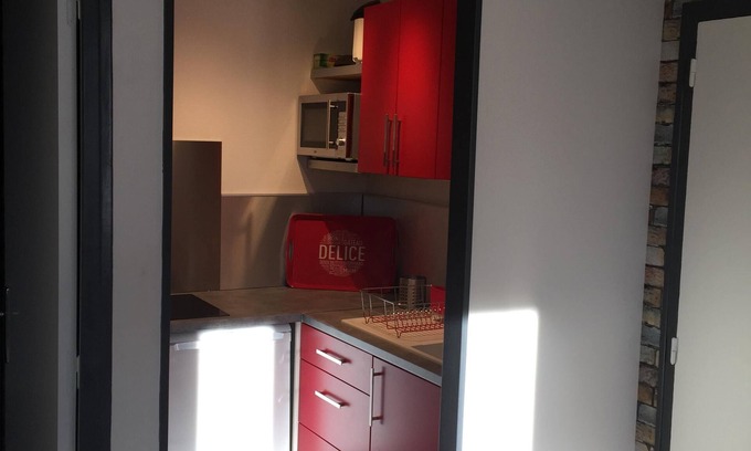 Chateauroux House | air conditioned cottage in the DRC ππ΄π½ββοΈπ Berry vacation rental