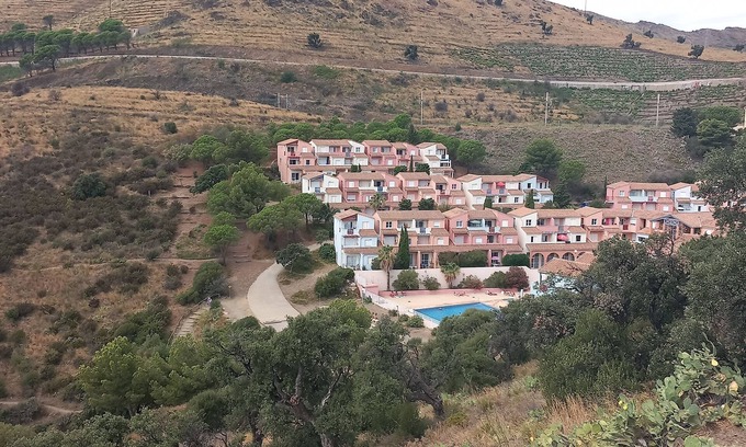 Cerbere Apartment | Air-conditioned T2 with magnificent sea view