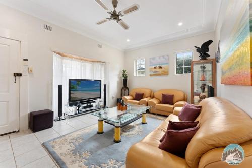 Blakehurst House | Aircabin - Blakehurst - Spacious - 5 Beds House