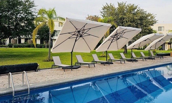 Xochitepec House | Aire, Alberca con Caldera, Parking, llegada Autónoma
