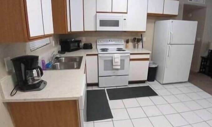 Palo Verde House | Airy Tucson Retreat | Modern, Cozy, Near U of A