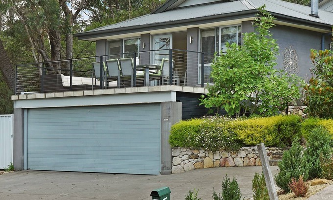 Blackheath House | Aisling View in Blackheath