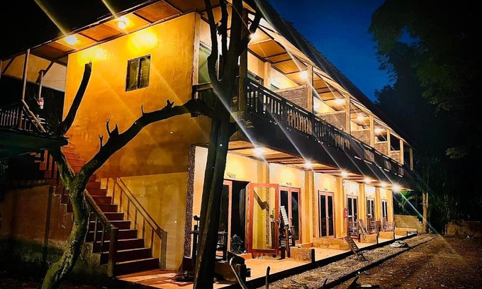 Chiang Rai Hotel | Akha River House CR