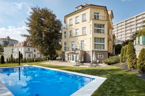 Karlovy Vary Apartment | Akropolis Apart Hotel