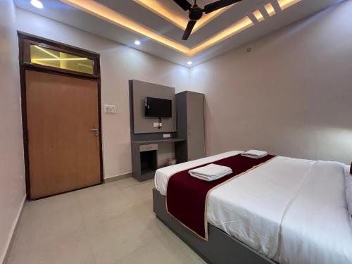 Faizabad Hotel | Aksheta hotels Ayodhya Airport Road