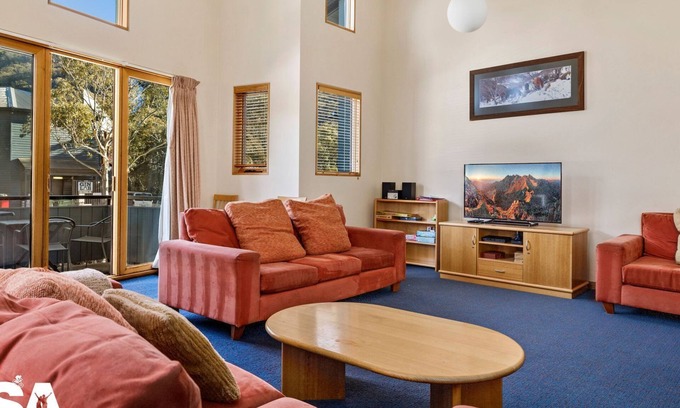 Thredbo Ski Chalet | Akuna Chalet 1 - Woodridge