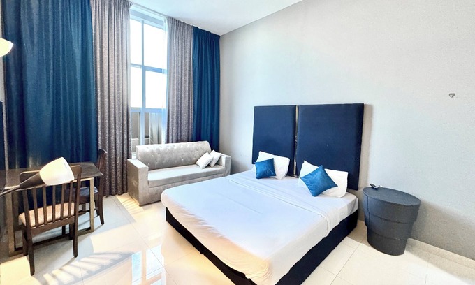Jumeira 3 Apartment | Al Manara CLASSIC LUX Studio