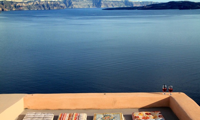 Oia Villa | Alafouzou Cave Loft