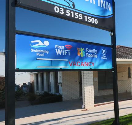 Lakes Entrance Hotel | Albatross Motor Inn