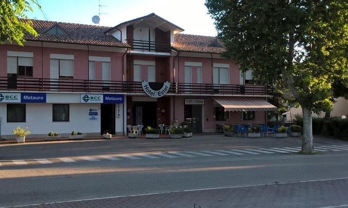 Piandimeleto Hotel | Albergo Ester