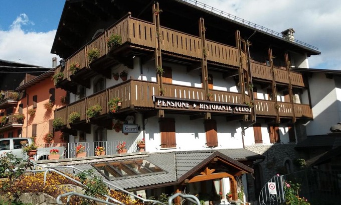 Sant'Annapelago Hotel | Albergo Ristorante Guerri