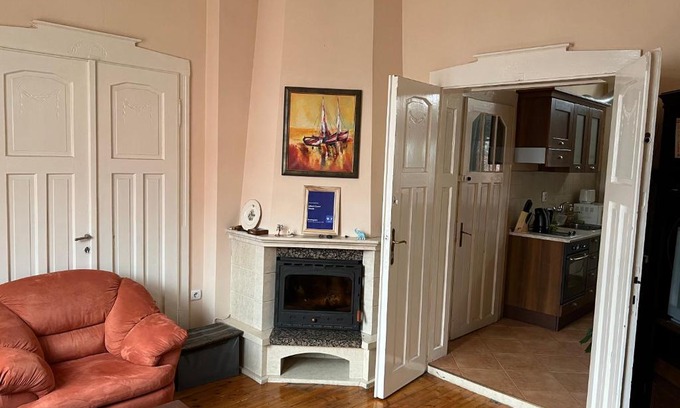 Ruse Center Apartment | Albert Guest House