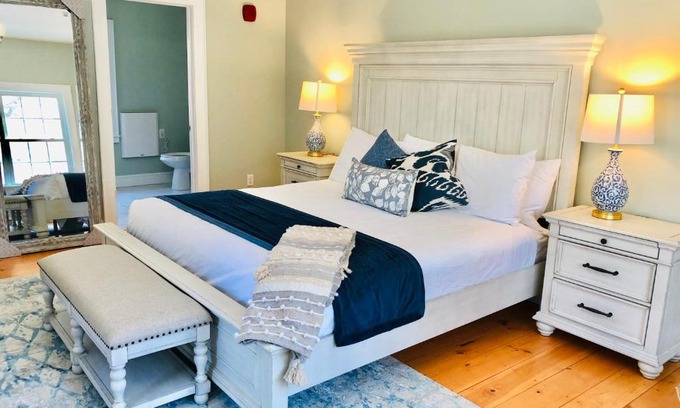 York Harbor Bed & Breakfast | Albracca