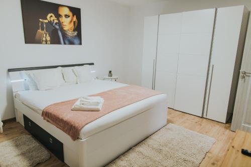 Piatra Neamt Apartment | Alessandra-Aparthotel