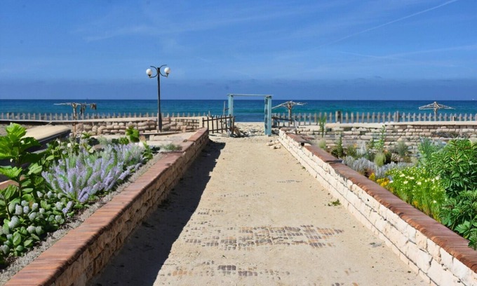 Ad-Dukhaylah Ski Chalet | Alexandria Romantic Chalet Seaview شالية رومانسي بالاسكندرية العجمي يري البحر